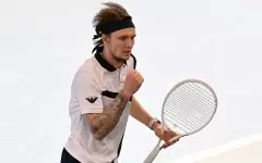 Александр Бублик обыграл призера Олимпиады на старте турнира во Франции