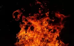 Сильный пожар произошел в двухэтажном кафе на набережной Актау