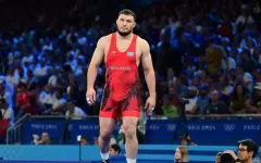 Алимхан Сыздыков стал серебряным призером на Чемпионате Азии