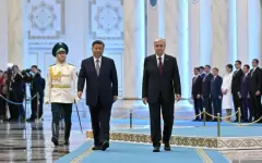 Си Цзиньпин посетит Казахстан