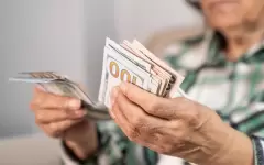 Акмолинке вернули 8 тыс. долларов