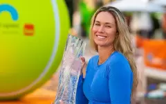 Самая красивая американская теннисистка забрала домой собаку, которую сбила машина на улице в Майами