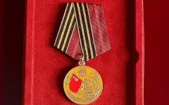 Медаль к 80-летию Победы передали Ким Чен Ыну