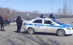 Просим сохранять спокойствие: скопление полицейских в бронежилетах напугало жителей Косшы