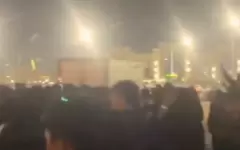 В беспорядок превратилась раздача бесплатной еды возле мечети в Астане