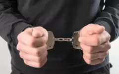 Экс-полицейского подозревают в сексуальном насилии над детьми в ВКО
