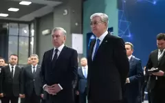 Токаев и Мирзиёев посетили выставку AlmatyFairai