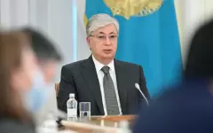 Токаев поздравил казахстанцев с праздником Ораза айт