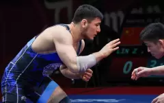 Азамат Даулетбеков завоевал бронзовую медаль чемпионата Азии по борьбе