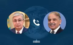 Президент провел телефонный разговор с Премьер-министром Пакистана