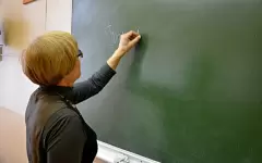 Должность «педагог-профориентатор» официально закреплена в Казахстане