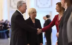 Как президента Словении встретили в Акорде