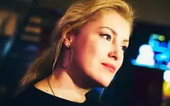 Мария Шукшина отреагировала на идею платить школьницам за беременность и роды