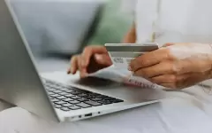 Депутат предлагает списывать кредиты, оформленные с помощью махинаций с ЭЦП