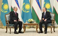 Токаев провел встречу с президентом Узбекистана