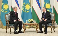 Токаев и Мирзиёев подтвердили готовность к расширению взаимовыгодного партнерства