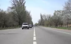 Автодорогу очистили от мусора в Жамбылской области