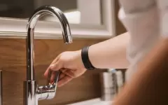 Желтая вода из крана шокировала жителей Петропавловска