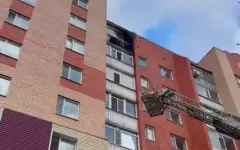 Пожар в многоэтажке Костаная: жителей спасали от плотного задымления
