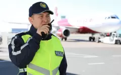 Иностранец справил нужду в салоне самолета рейса Пхукет - Алматы