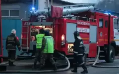 Пожарная машина перевернулась в результате ДТП в Павлодаре