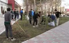 Таза Қазақстан: молодёжь Павлодара благоустраивает город