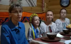 От украинских корней до казахской домбры: в Павлодаре учат детей уважать традиции