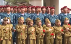 Аллею памяти казахстанских героев войны открыли в школе Бишкека