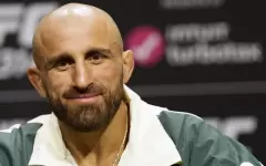Волкановски — Лопес, Чендлер — Пимблетт: результаты взвешивания UFC 314