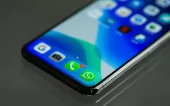 iPhone спасен: Трамп исключил электронику из списка пошлин