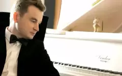 Умер пианист-виртуоз Олег Переверзев
