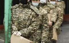Сломали нос, получили синяки: курсанты Академии Нацгвардии устроили массовую драку в Петропавловске