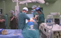 Уникальную операцию в истории казахстанской медицины провели в Алматы