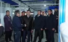 Аким ВКО посетил крупные фермы Уланского района