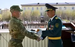 725 срочников завершили подготовку в Учебном центре Сухопутных войск