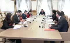 Госсоветник встретился с экспертами по вопросам внутренней политики