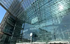 Известный блогер сравнил «Нурлы жол» с вокзалом Берлина