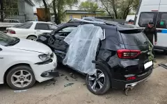 Протаранил на полном ходу: женщина-пассажир погибла в ДТП в Алматы