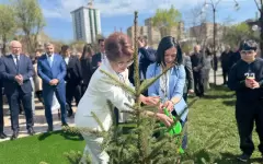 Парк имени Абая открылся в Ереване