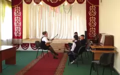 Молодой педагог Полина Ищенко из ЗКО прививает детям любовь к домбре