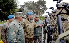 Азербайджанские коммандос поделились опытом с казахстанскими десантниками