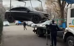 150 автомобилей с иностранной регистрацией задержали в Алматы за неуплату штрафов