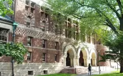 Стрельба произошла возле Гарварда: студентам пришлось укрыться дома