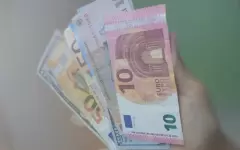 Евро превысил отметку в 600 тенге