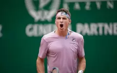 Тимофей Скатов пробился в 1/8 финала теннисного турнира в Риме