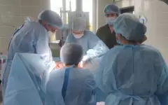 Мировые специалисты провели операции в прямом эфире в Алматы