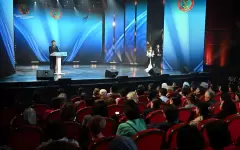 Спикер Мажилиса вручил награду «Книга года»