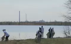 Карагандинские водоемы очищают от рыболовных сетей