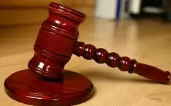 Мужчину в Актау оштрафовали за скандал с бортпроводником в самолете