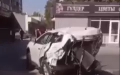 Ехал 150 километров в час: подробности шокирующего ДТП в центре Караганды